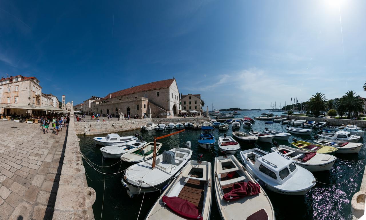Bellevue Apartment Hvar Hvar Town Esterno foto